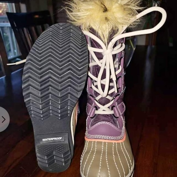 Sorel Joan of Arc winter boots - Picture 2 of 2